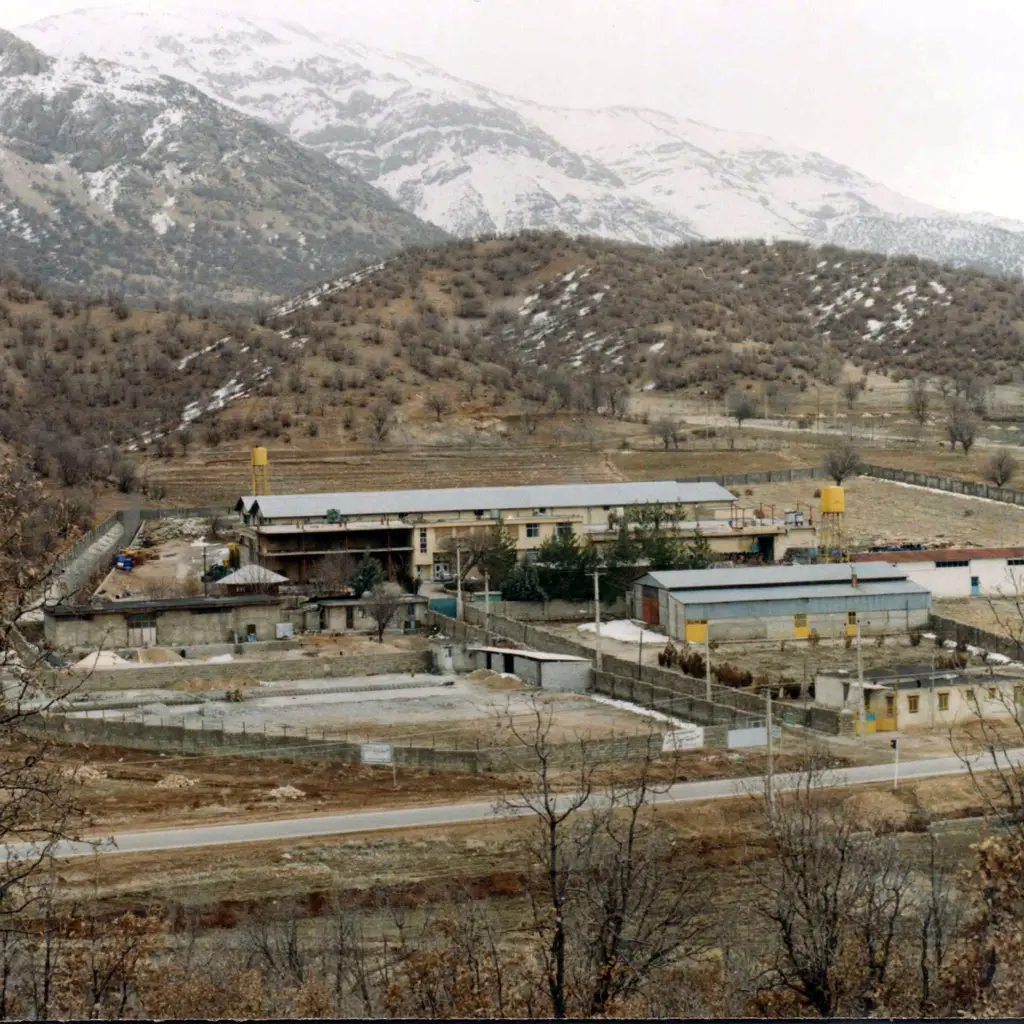 نمای دور کارخانه یاسوج